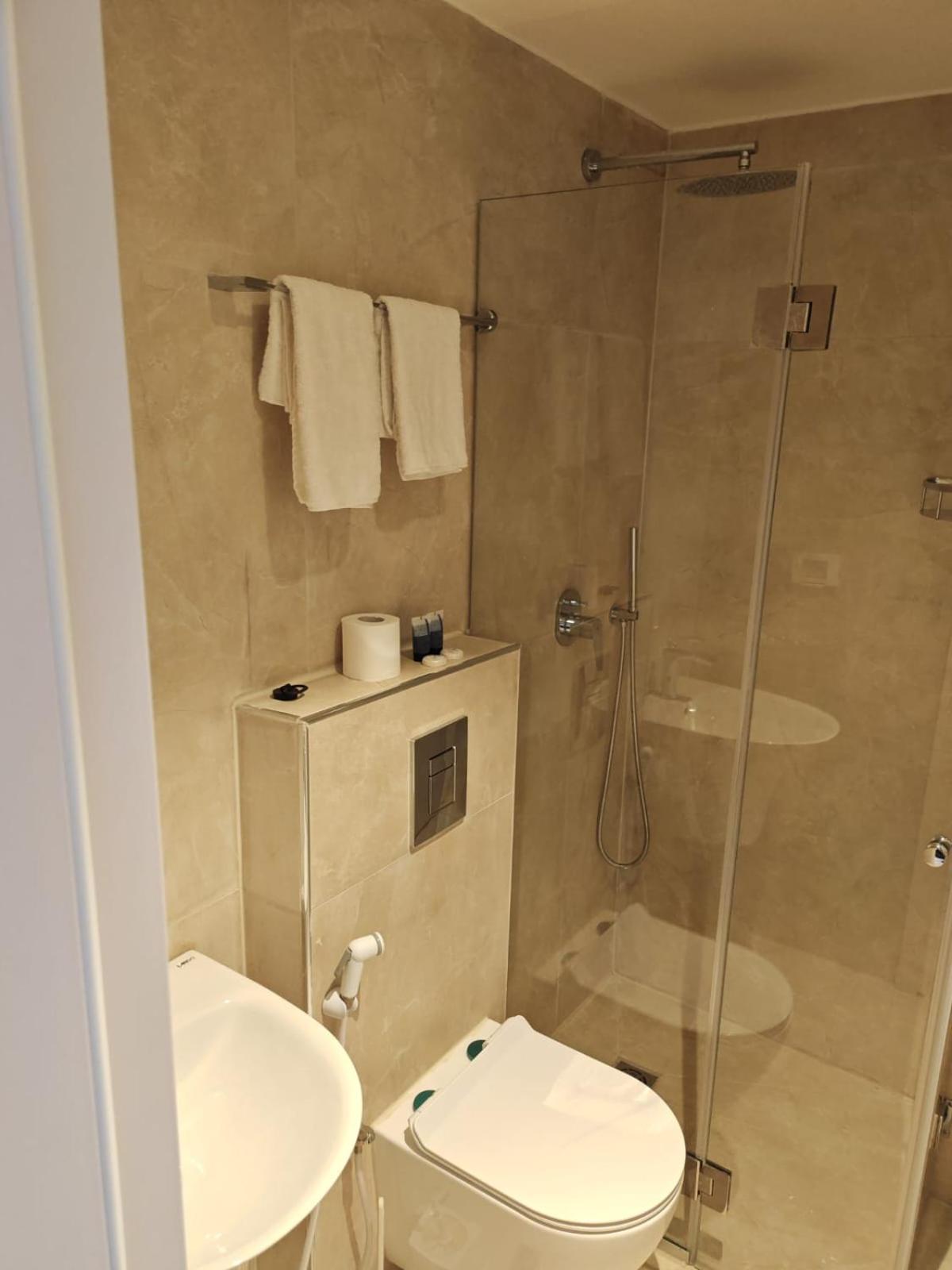 New Metropole Hotel - Gerusalemme Esterno foto