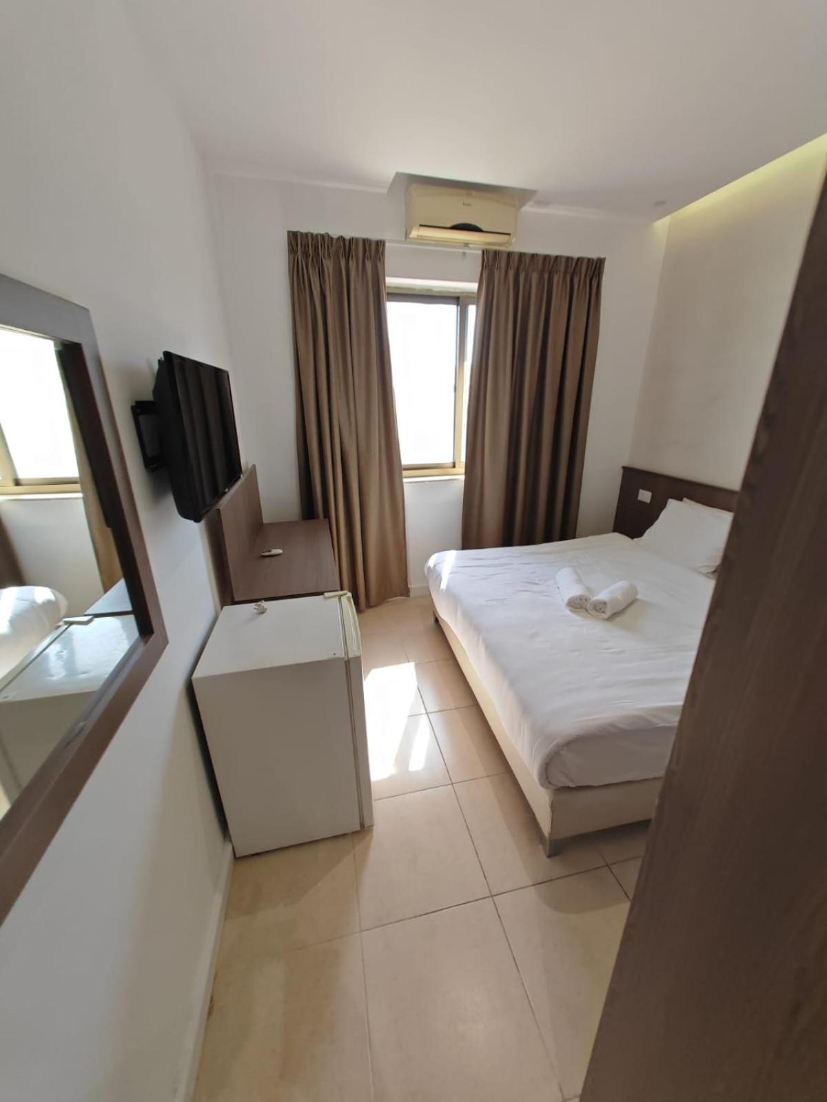 New Metropole Hotel - Gerusalemme Esterno foto